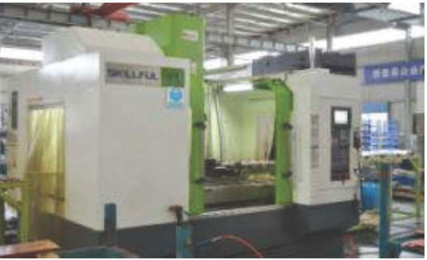 全自動母排加工中心